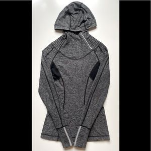 Lululemon Run: Back On Track Pullover